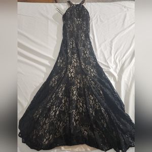 R & M Collection Black Lace Pattern Maxi Dress
